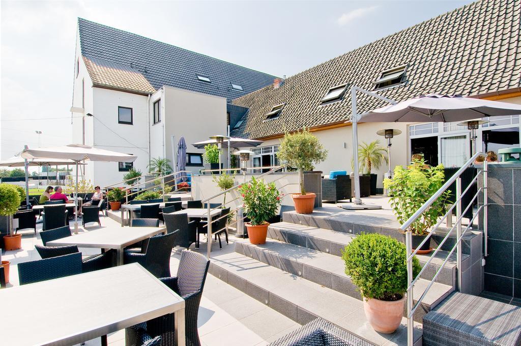 Hotel Malpertuus Riemst Exterior foto